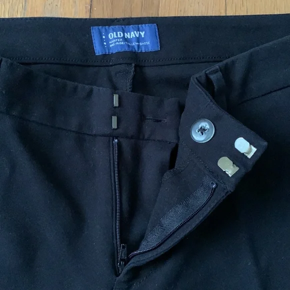 🐞Old Navy black Harper pants. Mid-rise. Size 8. - Picture 5 of 9